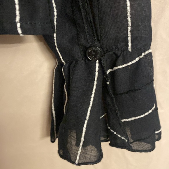 Anne Fontaine Ruffle Front Long Sleeve Blouse, Size 4/6 US Color Black/White - Picture 7 of 11